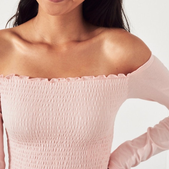 New Hollister crop top - Picture 4 of 8